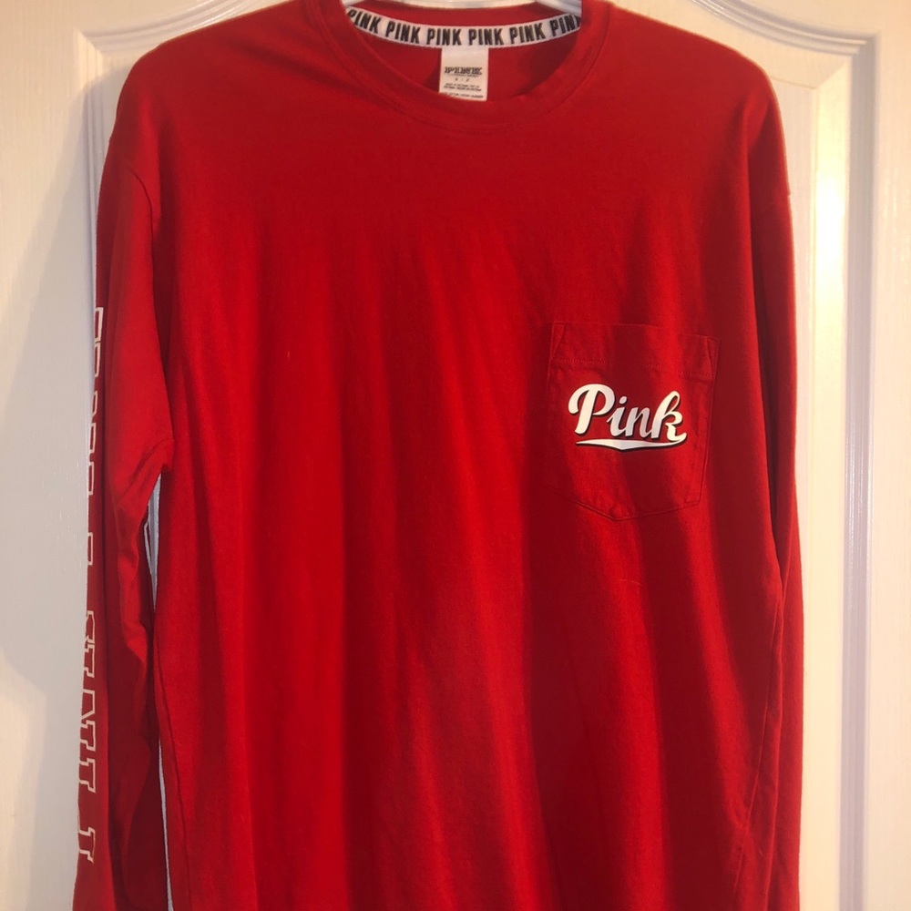 PINK Victoria’s Secret Long-sleeved Tee w/ pocket